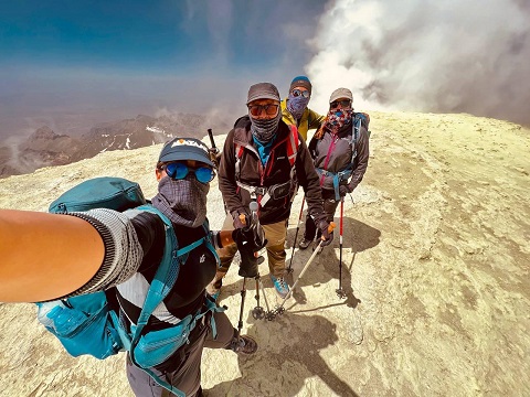 خلاصه گزارش صعود قله تفتان ۱۴۰۳/۱/۹ – هرهفته یک برنامه «شماره ۱۰۸۱»
